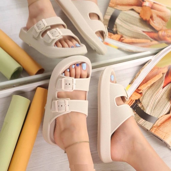 دمپایی زنانه پاپا مدل نارسیس کد 79